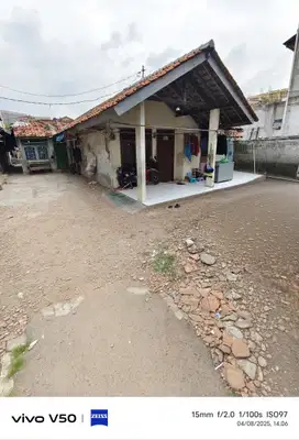 Di jual cpt Kontrakan kayu besar
