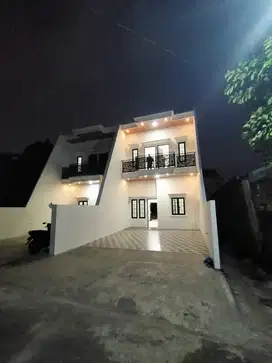 Rumah baru di Lamper tengah 6 menit ke Simpang lima
