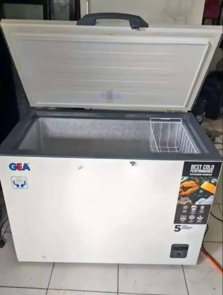 Freezer box Gea ab 318tx