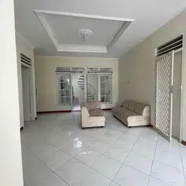 MURAH BARU RENOV RUMAH SIAP HUNI SUTOREJO 1 LANTAI