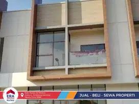 Ruko Savoy JGC Cakung lebar 7 Jual Cepat Bisa KPR nego sampai jadi