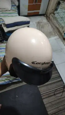 Helm Cargloss kawe