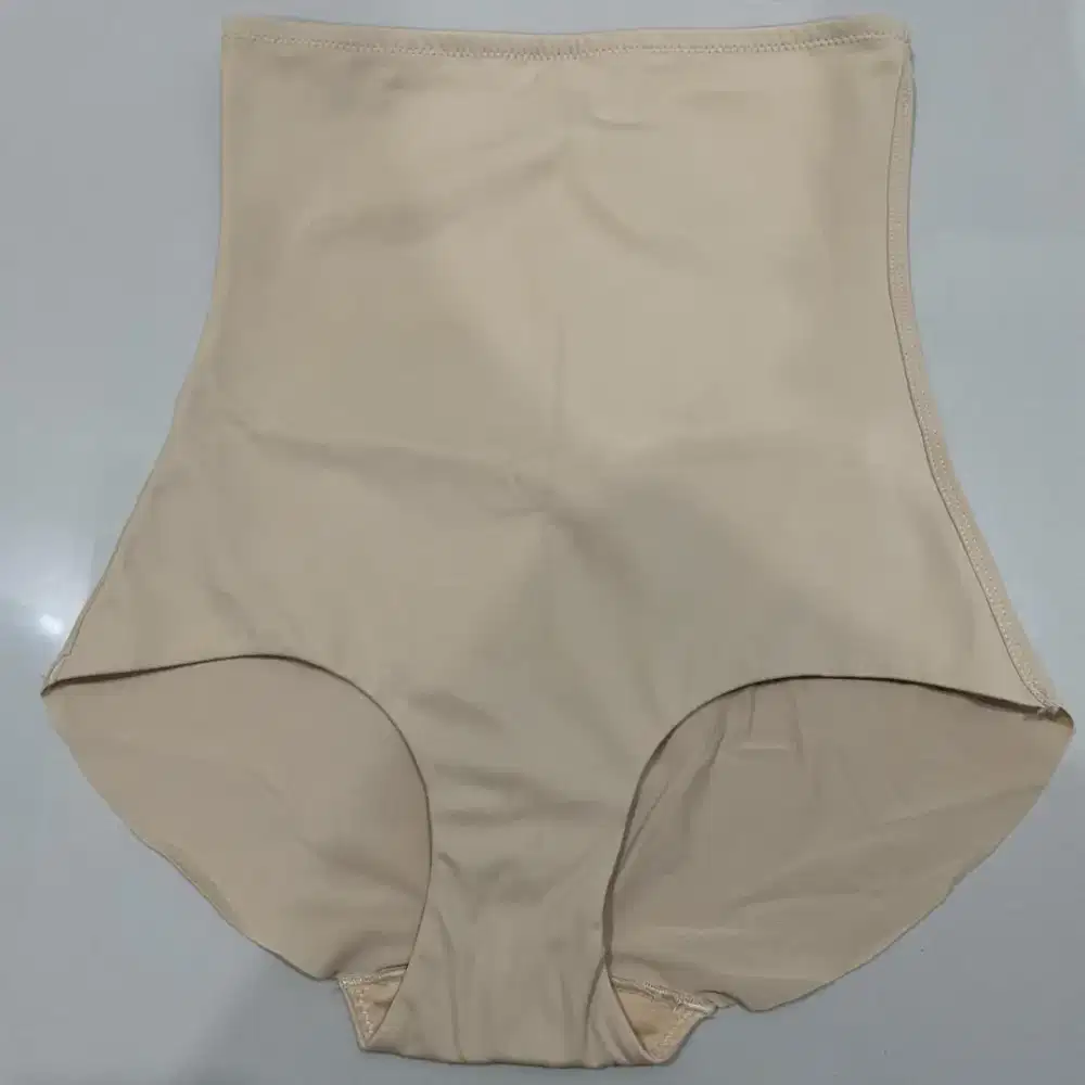 Celana nude korset high waist black kara