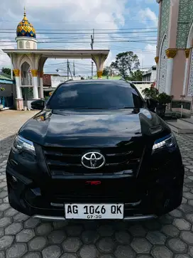 Fortuner VRZ TRD 2018 Hitam cruise control automatic