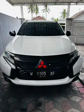 Pajero dakar 2016 putih sanruf automatic sunroof metic pazero metik