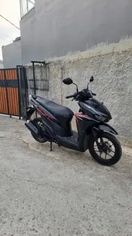 HONDA VARIO 125 CBS ISS 2019 Black Metalic