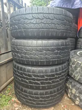 Ban copotan Fortuner Dunlop grentek AT 265/60R18 80% 2021..4pcs