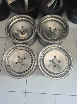 Velg HSR R16 pcd 4×100 Lebar 7/8,5 Et20/35 ..4pcs