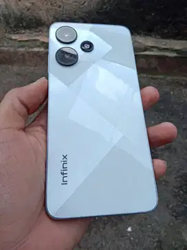Infinix hot 30i 8/128gb