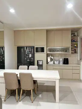 JUAL Rumah 2 Lantai Sudah Renov Rapi Siap Huni Cluster Thomson GS