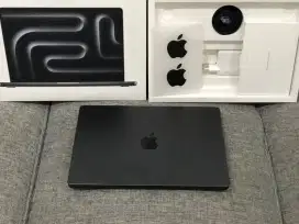 MRX33ID Macbook Pro 14 2023 Ram 18 SSD 512