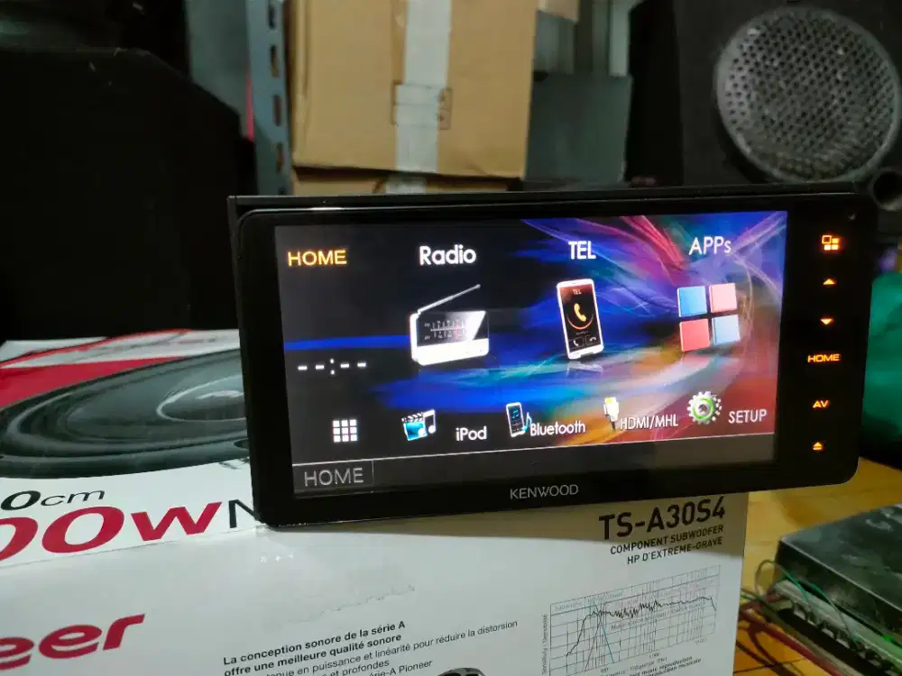 Kenwood DDX716WBT. OEM Toyota