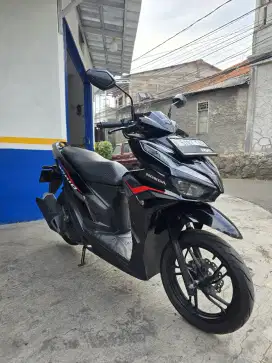 DP MINIM 3.500 CASH KREDIT NEW HONDA VARIO 125 CBS THN 2023 PAJAK ON
