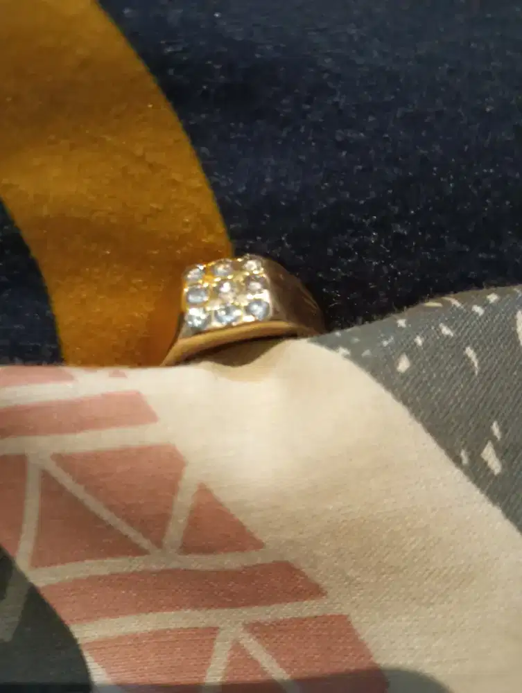 Cincin berlian mata 9