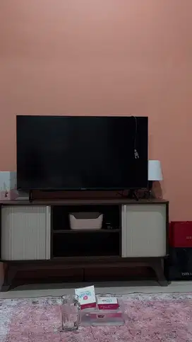 Televisi sharp 43 inci LED