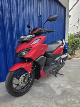 DP MINIM 1.500 CASH KREDIT HONDA VARIO 160 CBS ISS THN 2022 PJK IDUP