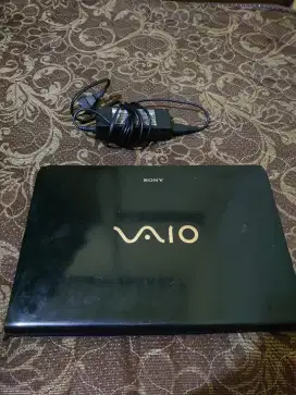 Laptop Sony Vaio Core I5 4GB/500GB