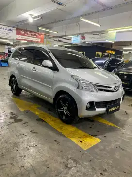 KM 91rb Daihatsu Xenia R MT Manual 2012 Terawat Avanza E G