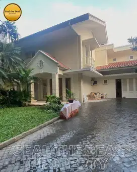 Disewakan Rumah Mewah di Senopati/Selong Kebayoran Baru Jakarta STD422