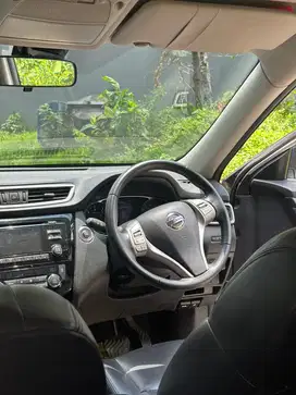 Nissan X-Trail 2015 Bensin