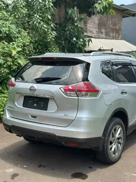 Nissan X-Trail 2015 Bensin