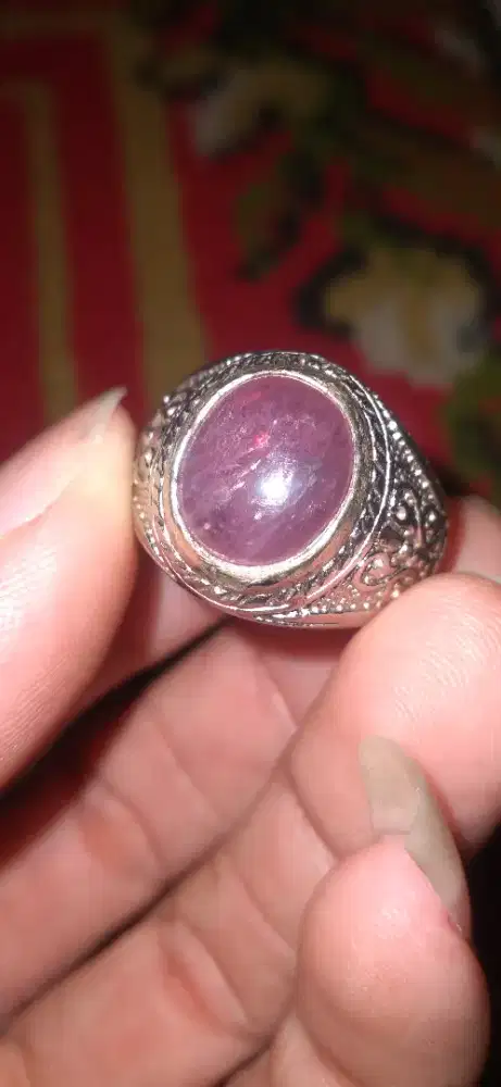 Batu akik. Bcan. Ruby.