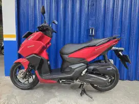 DP MINIM 1.500 CASH KREDIT HONDA VARIO 160 CBS ISS THN 2022 PAJAK ON