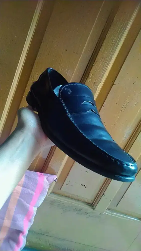 Sepatu Formal Pria Tod's Original
