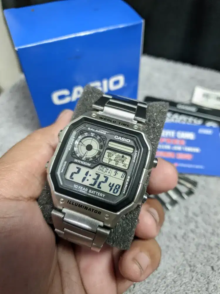 Casio AE 1200 WH