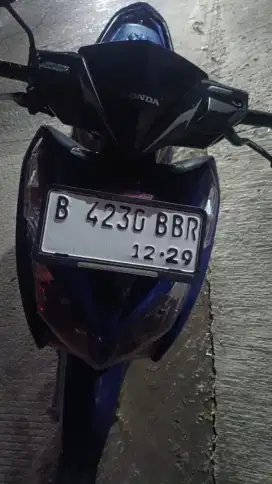 VARIO 125 TAHUN 2014