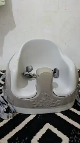 Baby chair / dudukan anak bayi Bumbo