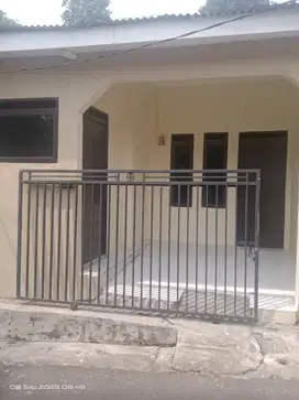Rumah Kamar 2 Bisa Parkir Mobil