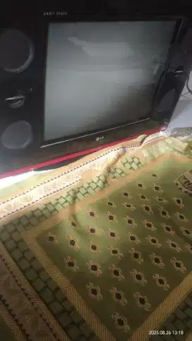 Televisi tabung slim LG