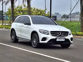 Marcedez Benz GLC200 NE AMG Line  2.0 Matic 2019 Km Low Tangan Pertama