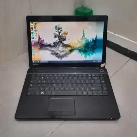 LAPTOP THOSIBA SATELITE C40 RAM 8GB SSD 128GB LAYAR 14 INCH