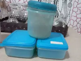 Kotak makanan kotak dan bulat tinggi