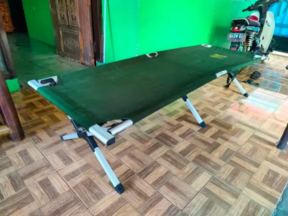 Velbed lipat ex militer baru 98%