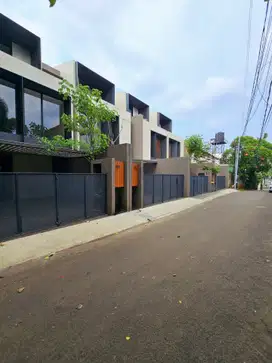 Rumah Kemang Dijual. Last UNIT! Bangunan Baru + Siap Huni. NEGO