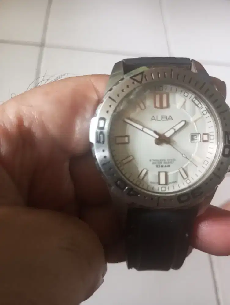 Jam Tangan Pria merk Alba