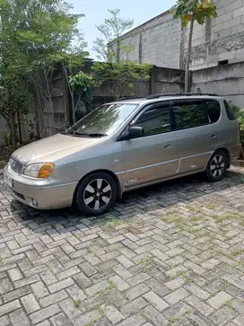 Kia Carens 2000 Bensin