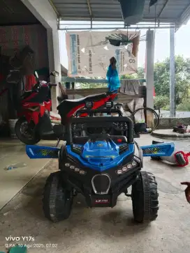 Mobil aki anak anak