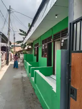 DIJUAL RUMAH KONTRAKAN PETAKAN 6 PINTU