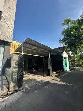 Jual tanah bonus bangunan rumah + kos kos an