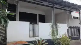 RUMAH SEWA RADIO DALAM KEBAYORAN BARU JAKARTA SELATAN
