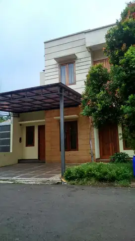 Disewakan rumah di townhouse pejaten barat jakarta selatan