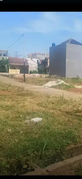 Tanah strategis  dekat ke pintu tol  sawangan depok