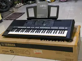 Keyboard Yamaha PSR S 950 Like New