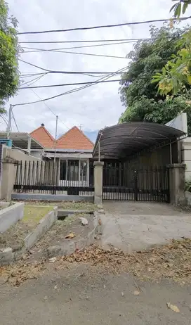 KOMERSIL UNTUK USAHA RUMAH HITUNG TANAH WR SUPRATMAN SURABAYA PUSAT