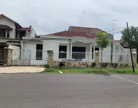 Dijual Rumah Hitung Tanah Gayungsari
