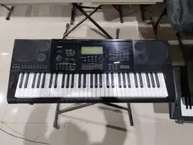 Keyboard yamaha Psr s950
